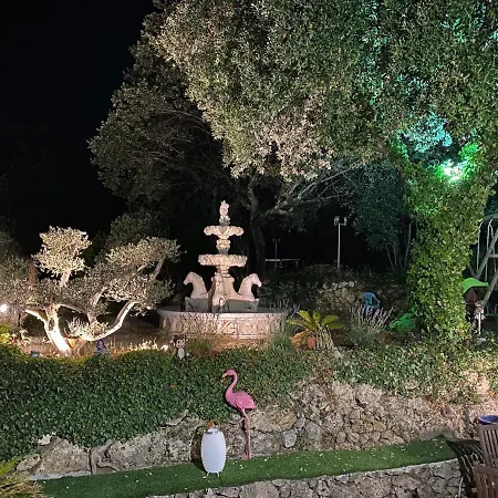 La Vie Est Belle En Provence Frühstückspension *