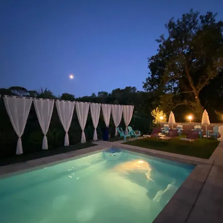 La Vie Est Belle En Provence Frühstückspension Tourves